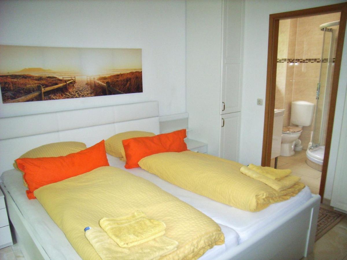 Ostsee Hotel-Pension An Der Lindenallee Bad Doberan Ngoại thất bức ảnh
