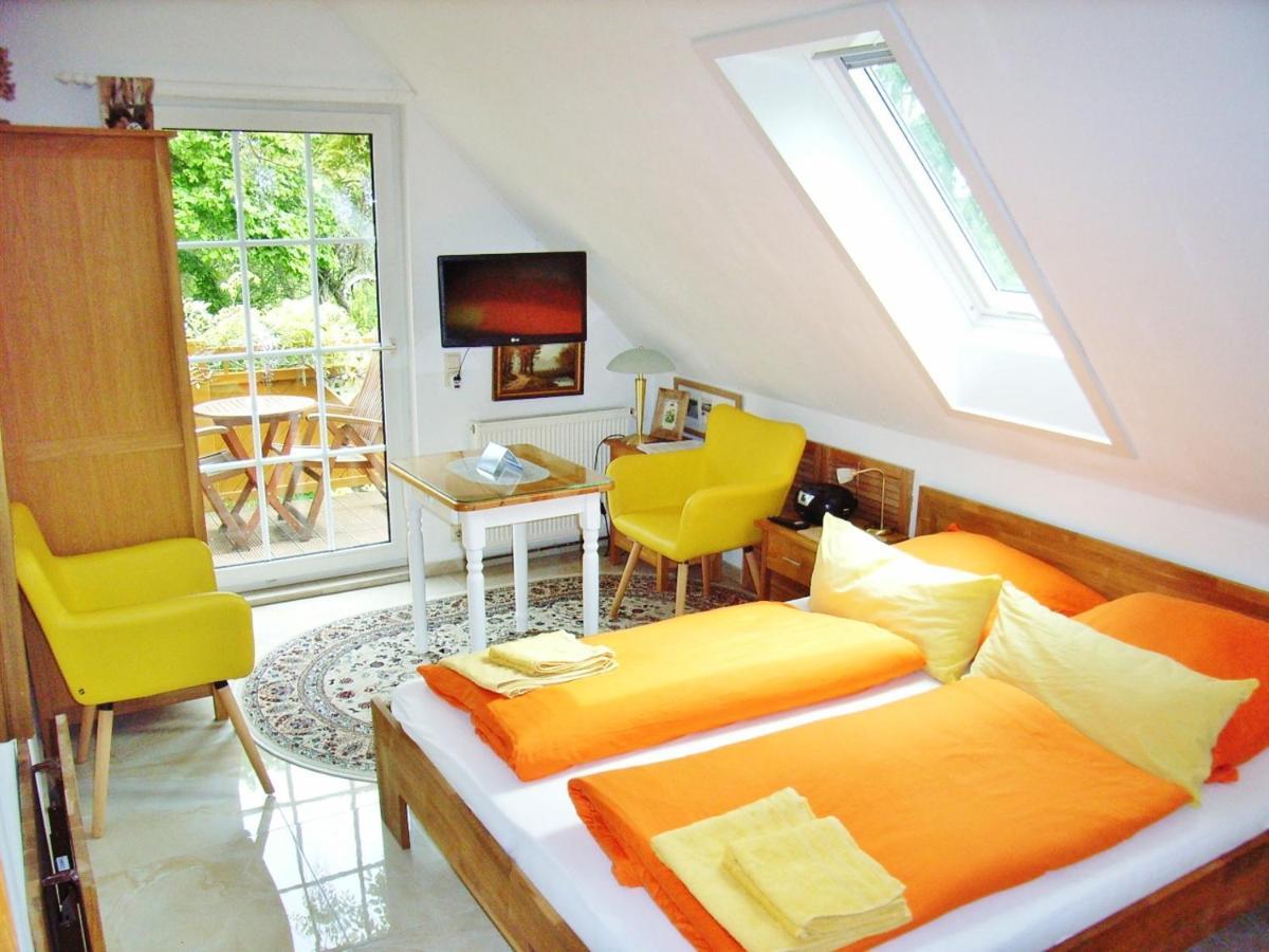 Ostsee Hotel-Pension An Der Lindenallee Bad Doberan Ngoại thất bức ảnh